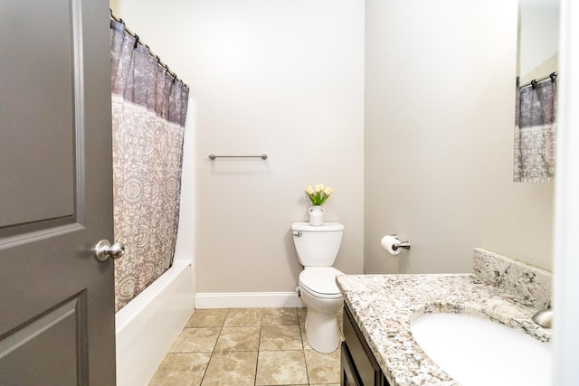 full bath featuring toilet, vanity, shower / bathtub combination with curtain, tile patterned flooring, and baseboards