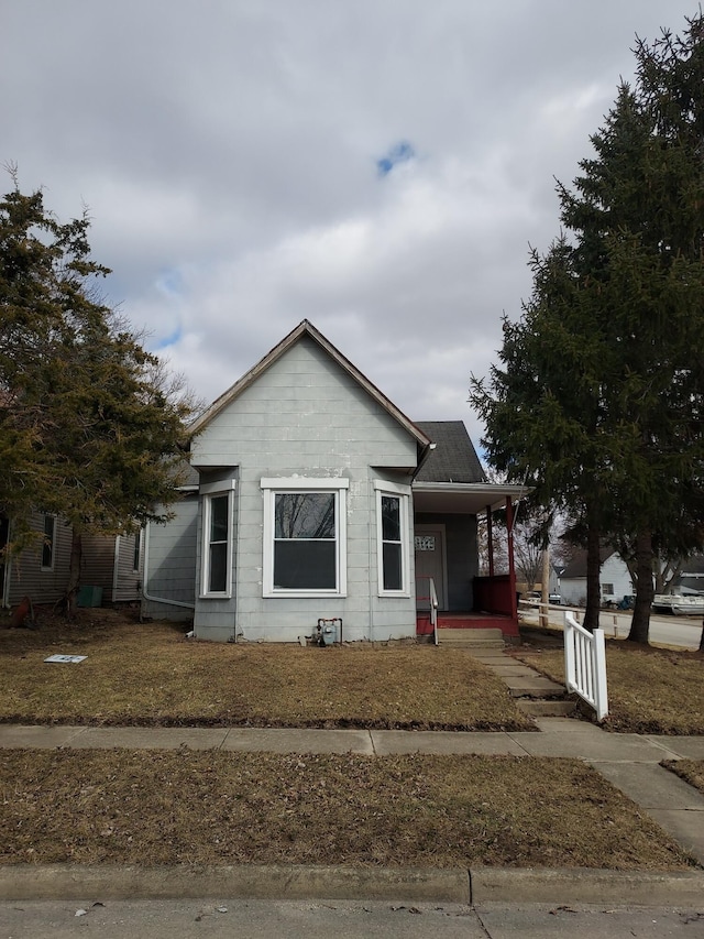 view of front of home featuring a porch