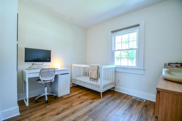 1138 Edgebrook Ave, New Carlisle, OH 45344 - bedroom featuring hardwood / wood-style floors