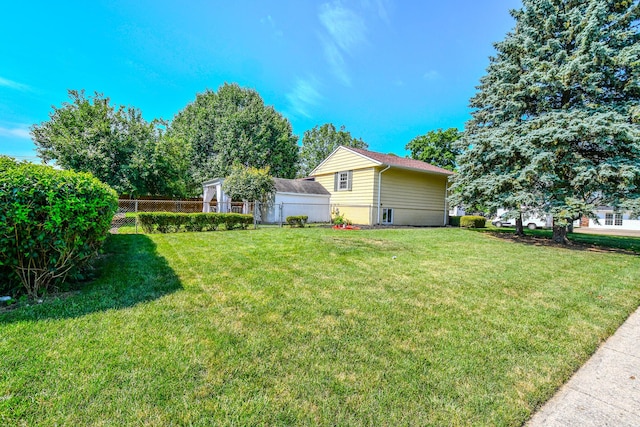 1138 Edgebrook Ave, New Carlisle, OH 45344 - view of yard