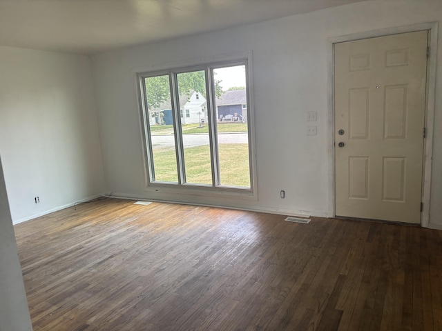 1026 Edwards St, Saint Marys, OH 45885 - photo 2