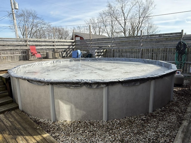 view of swimming pool