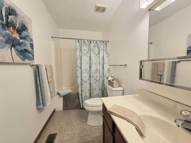 3032 Armsgate Rd Unit 25, Springfield, OH 45503 - full bathroom with vanity and tile patterned floors