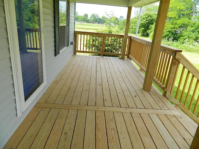 16 E Walnut St, Jeffersonville, OH 43128 - view of deck