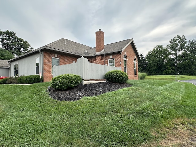 308 Pine Ridge Ct, Bellefontaine, OH 43311 - photo 1