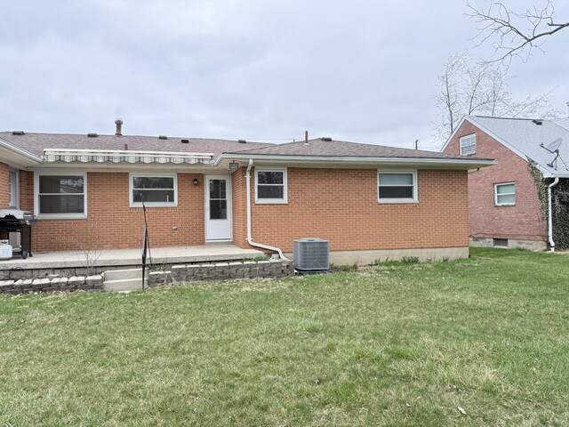 2408 Balsam Dr, Springfield, OH 45503 - photo 3