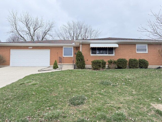 2408 Balsam Dr, Springfield, OH 45503 - photo 1
