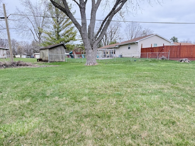 2408 Balsam Dr, Springfield, OH 45503 - photo 5