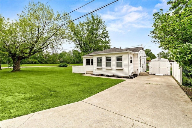 230 Morse St, Russells Point, OH 43348 - bungalow with a front yard and driveway