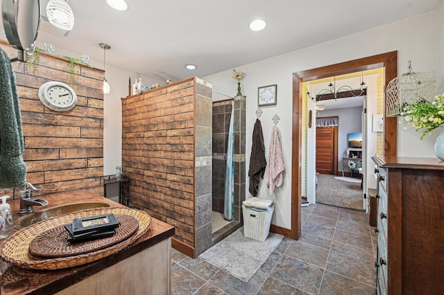 4711 N Elm Tree Rd, Conover, OH 45317 - full bath featuring a tile shower, recessed lighting, and stone finish flooring