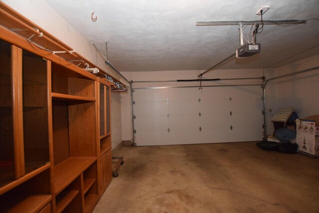 4035 Walnut Grove Cir, Urbana, OH 43078 - photo 24