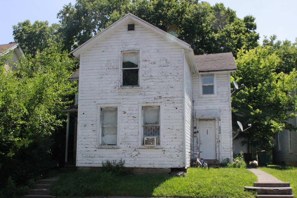 1205 W High St, Springfield, OH 45506 - view of front of property