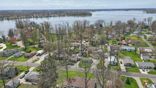 9436 Cottonwood Dr, Huntsville, OH 43324 - aerial view featuring a residential view and a water view
