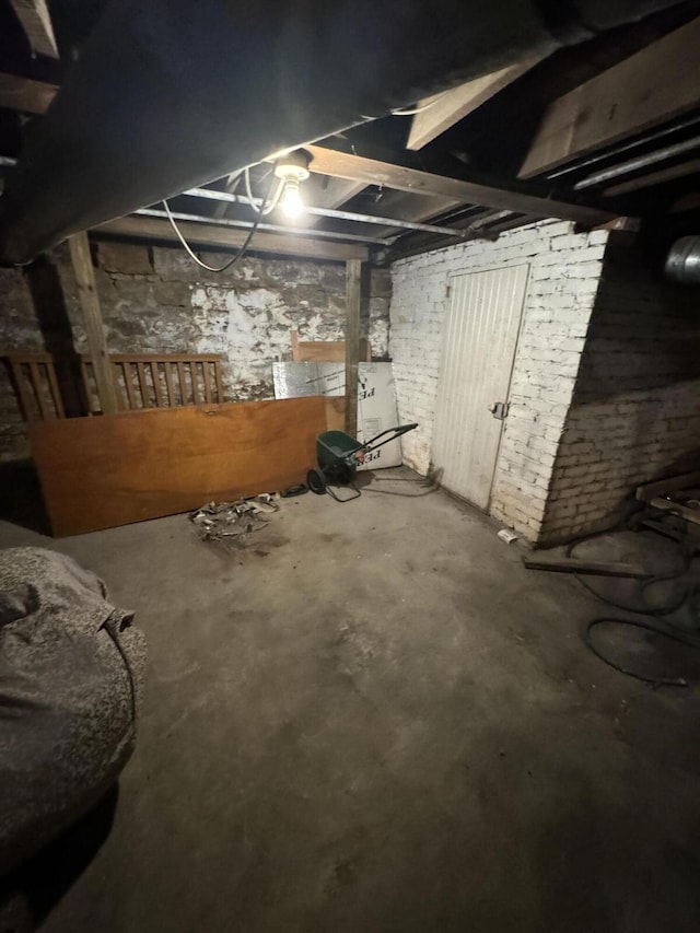 view of unfinished basement