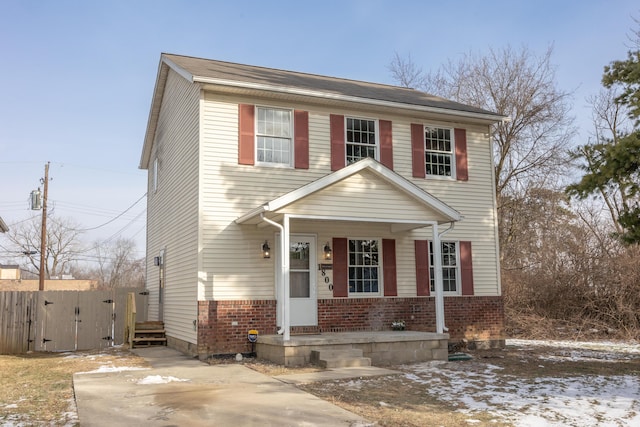 view of front facade featuring a porch