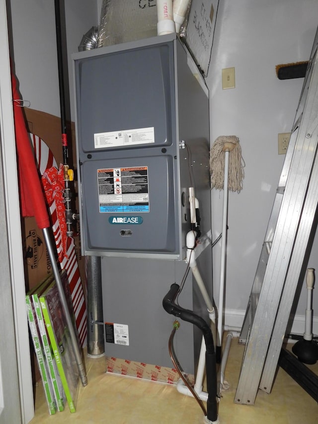 2732 Summer Field Trl, Sidney, OH 45365 - view of utility room