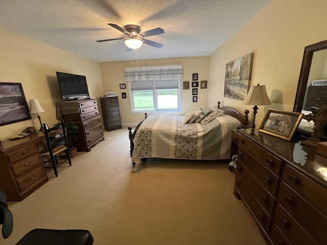 2732 Summer Field Trl, Sidney, OH 45365 - bedroom with light colored carpet and ceiling fan
