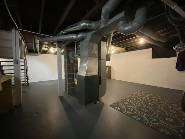 1208 Broadway St, Springfield, OH 45504 - unfinished basement featuring heating unit