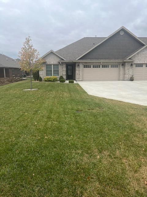 Listing photo 2 for 1049 Sunrise Ln, Troy OH 45373