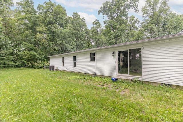 13253 State Route 720, Lakeview, OH 43331 - back of property with a lawn