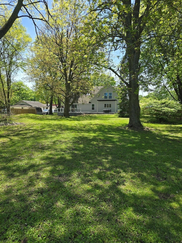 318 W Buckeye St, Belle Center, OH 43310 - view of green lawn
