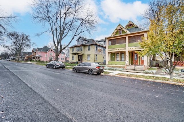 view of front facade featuring a residential view