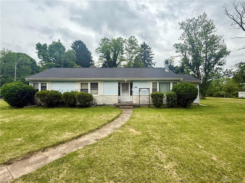 2002 Scioto St, Springfield, OH 45506 - photo 1