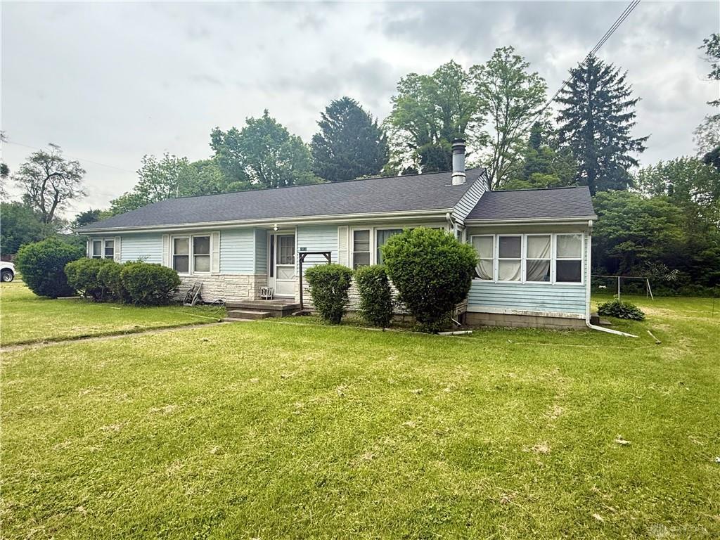 2002 Scioto St, Springfield, OH 45506 - photo 2