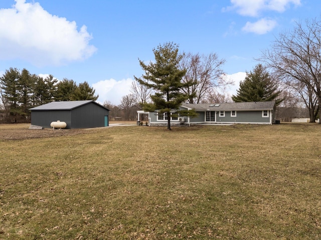 exterior space featuring an outbuilding and an outdoor structure