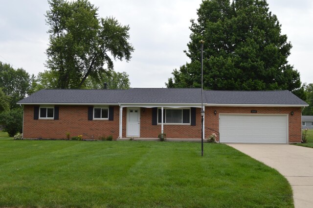2733 Rosewood Dr, Troy, OH 45373 - photo 1
