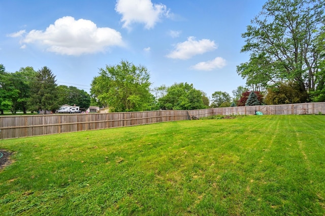 1370 Carpenter Rd, Bellbrook, OH 45305 - view of yard