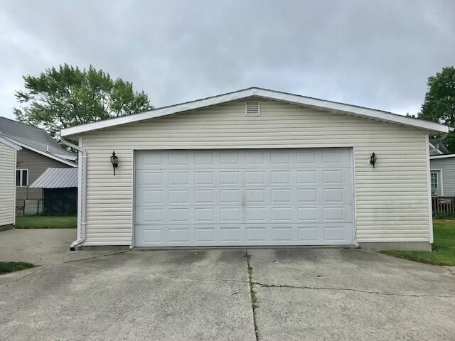 407 Scott St, Saint Marys, OH 45885 - photo 7