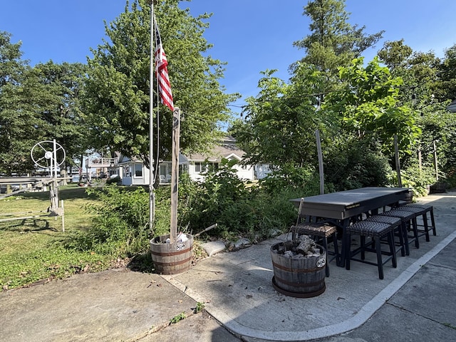 9029 Maple St, Huntsville, OH 43324 - view of patio