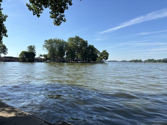 9029 Maple St, Huntsville, OH 43324 - water view