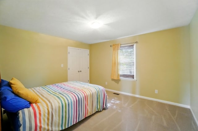 9113 Lake Ave, Huntsville, OH 43324 - carpeted bedroom with baseboards