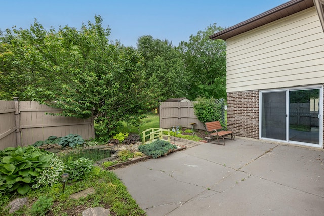 5154 Saum St, Fairborn, OH 45324 - view of patio with fence