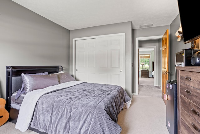 1686 Laurel Creek Dr, Troy, OH 45373 - carpeted bedroom with a closet and baseboards