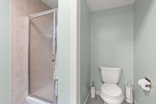 1686 Laurel Creek Dr, Troy, OH 45373 - bathroom featuring a stall shower and toilet