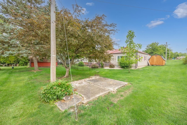 844 Reservoir Rd, Bellefontaine, OH 43311 - view of yard