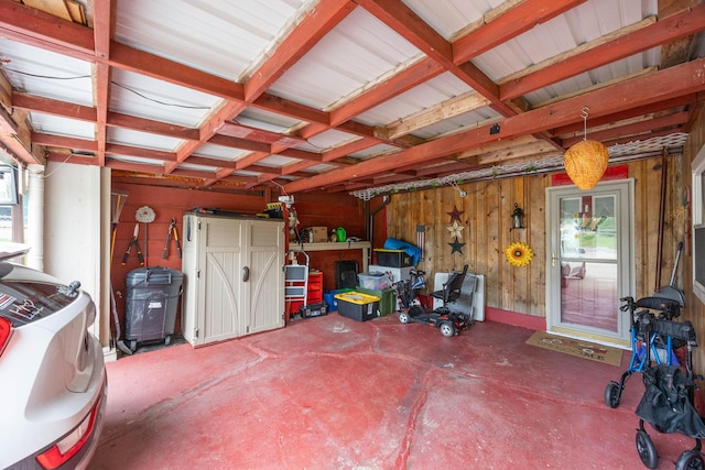 844 Reservoir Rd, Bellefontaine, OH 43311 - view of garage