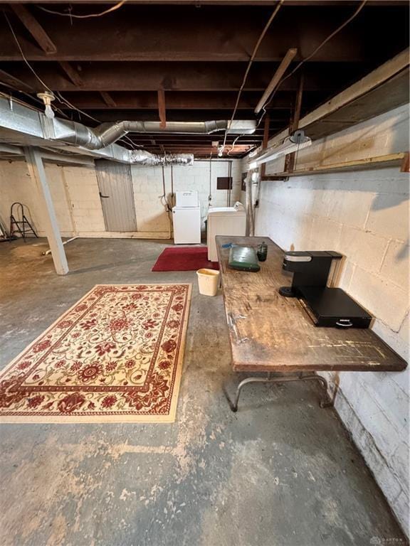 230 New Columbia Blvd, Sidney, OH 45365 - unfinished below grade area with independent washer and dryer