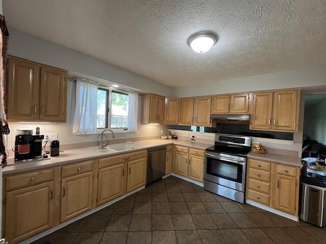 1212 Charleston Ct, Troy, OH 45373 - photo 10