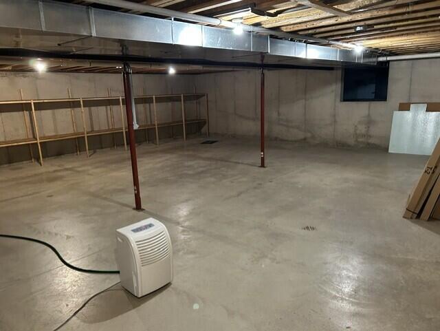 207 Meadowbrook Ln, Saint Marys, OH 45885 - view of unfinished basement