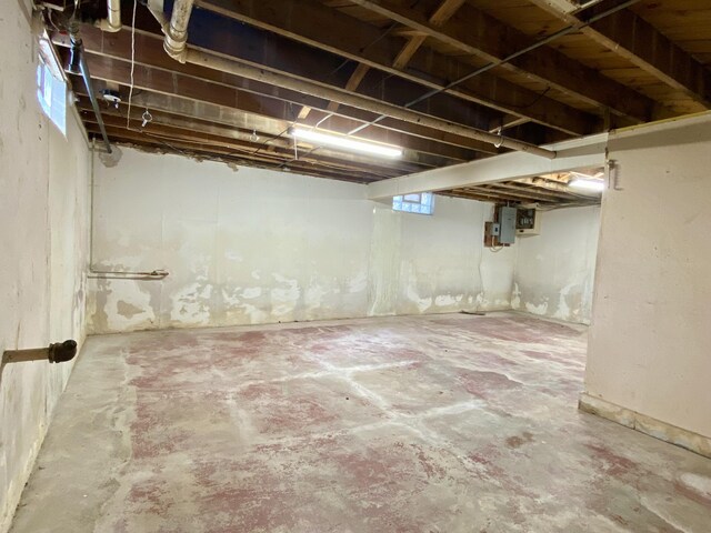 306 S 7th St, Miamisburg, OH 45342 - view of basement
