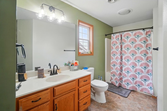 1820 Bishop Ln, Findlay, OH 45840 - bathroom featuring toilet, vanity, and shower / bath combo with shower curtain