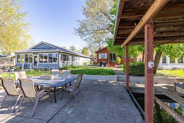 10125 Seminole Shore Dr, Huntsville, OH 43324