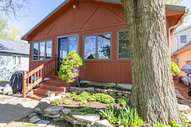 10125 Seminole Shore Dr, Huntsville, OH 43324