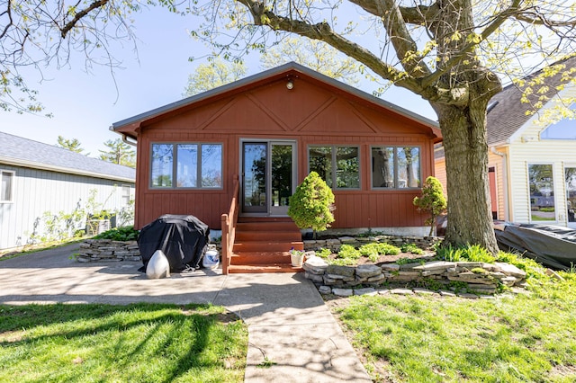 10125 Seminole Shore Dr, Huntsville, OH 43324