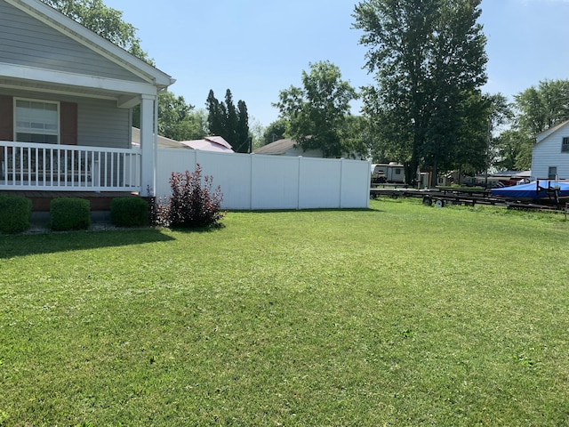 11532 State Route 235, Lakeview, OH 43331 - view of yard featuring a porch