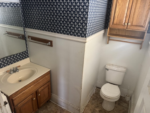 1108 N Fountain Blvd, Springfield, OH 45504 - half bathroom featuring vanity and toilet